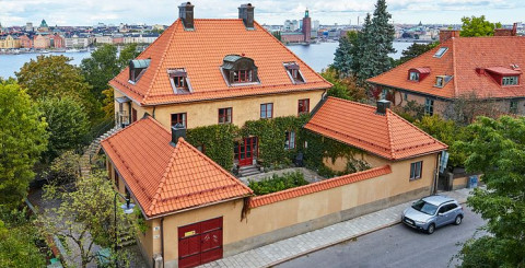 Årets takläggare DM TAK AB vinner med ett Hollander-tak från Monier